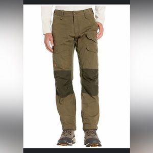 Fjallraven mens vidda trousers. Green, size 46 (30-31”) medium length.